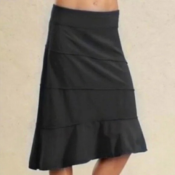 Athleta Black Tiered Midi Skirt - Picture 4 of 10
